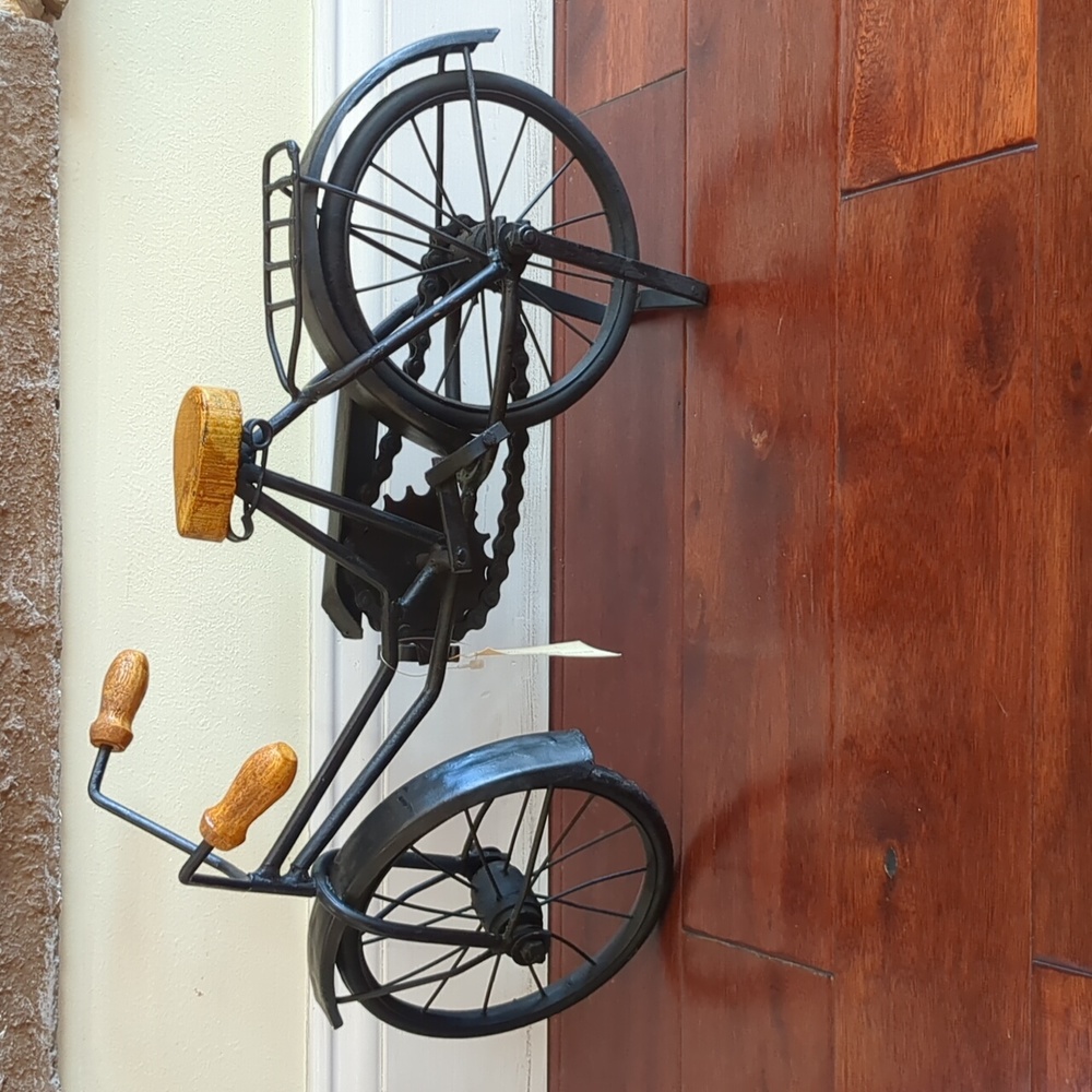HOME DECOR BLACK METAL AND WOOD CLASSIC STYLE BICYCLE